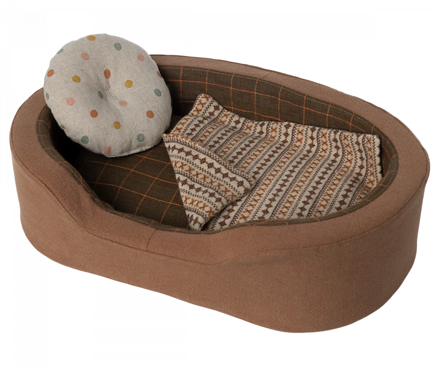 Medium Cozy Basket (Brown) by Maileg