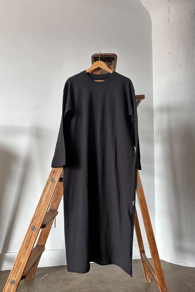 Sunday Dress (Black) by Le Bon Shoppe