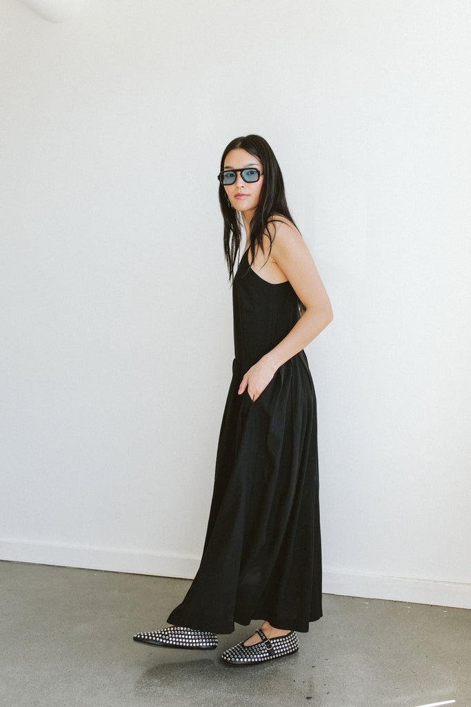Six Yards Dress (Black) by Toit Volant
