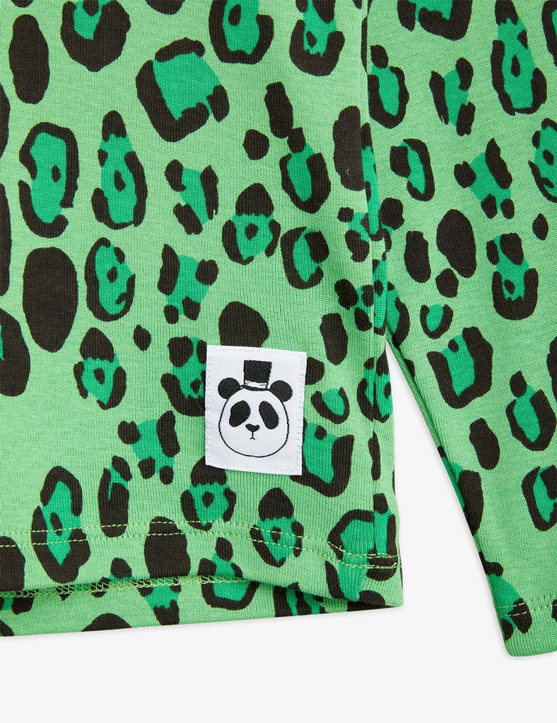 Leopard Raglan Sleeve Tee (Green)