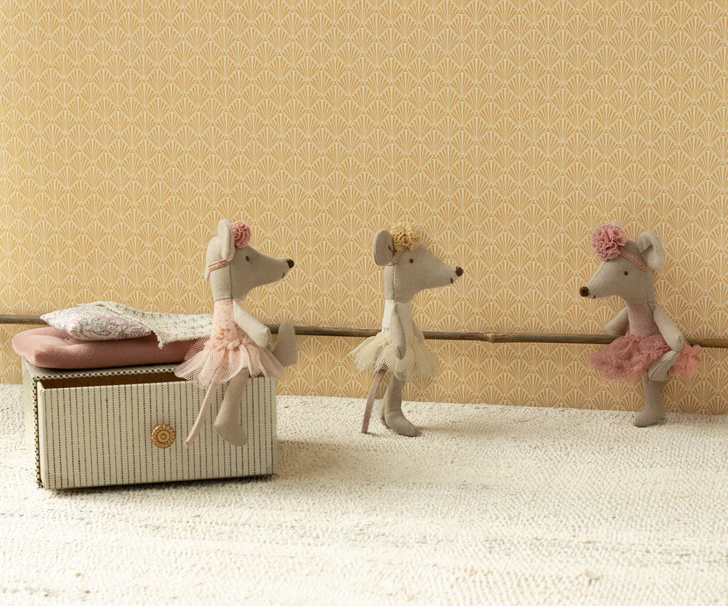 Ballerina Little Sister Mouse by Maileg