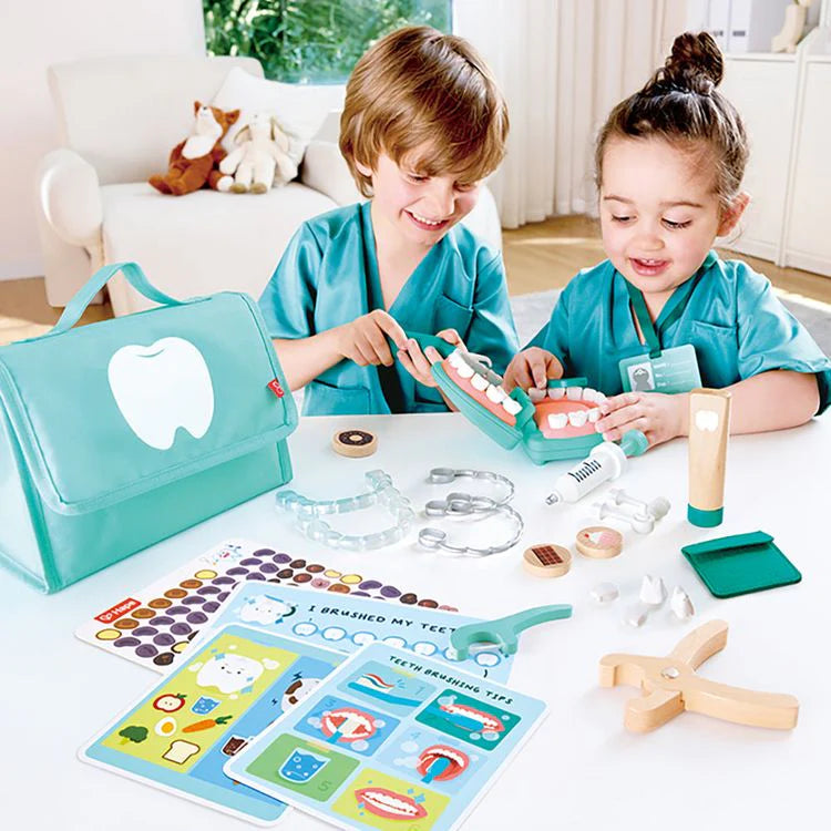 Super Smile Dental Clinic Set by Hape