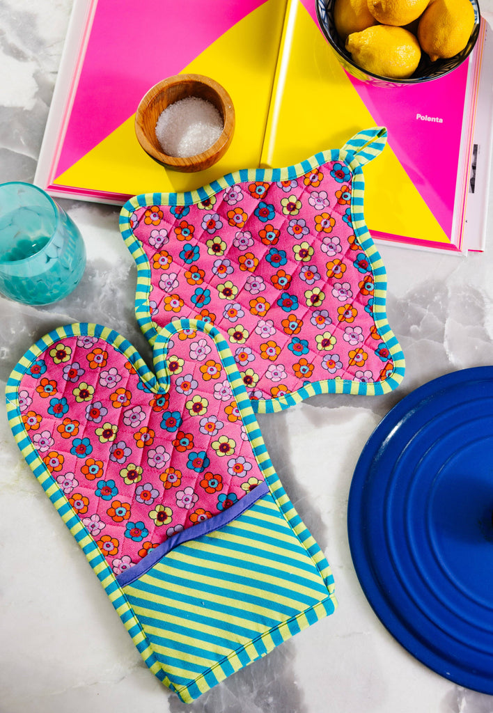 Pot Holder & Oven Mitt (Pink) by Furbish Studio
