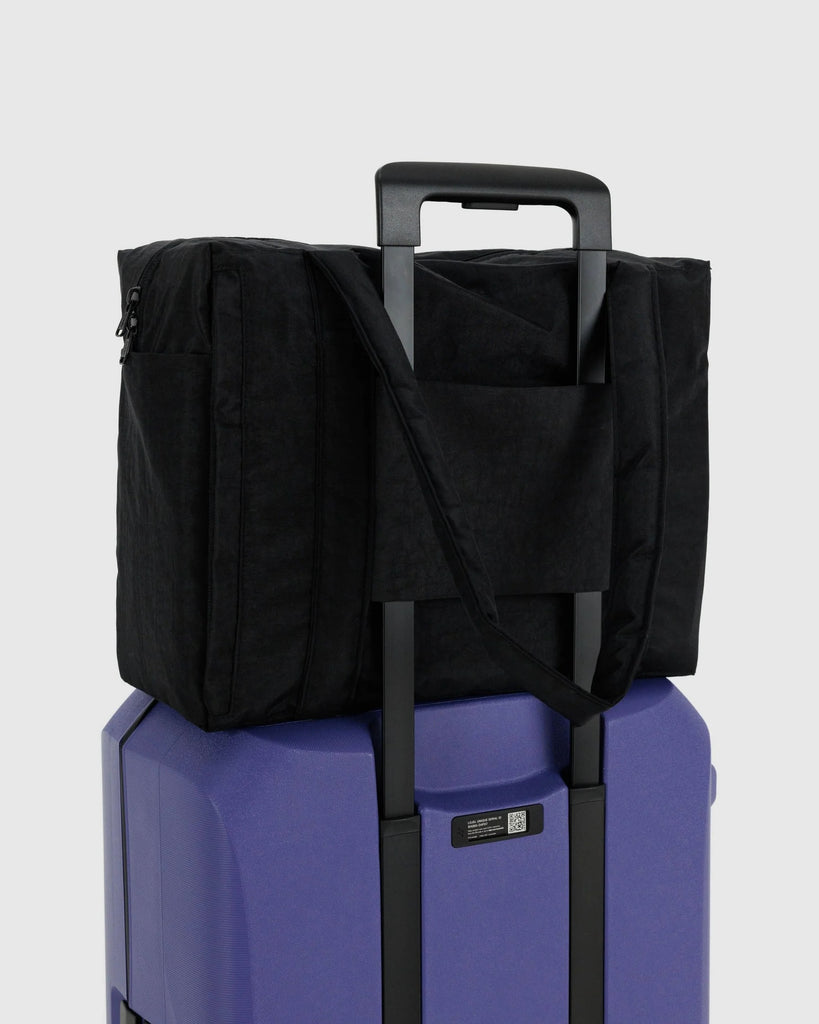 Small Cloud Carry On (Black) by Baggu