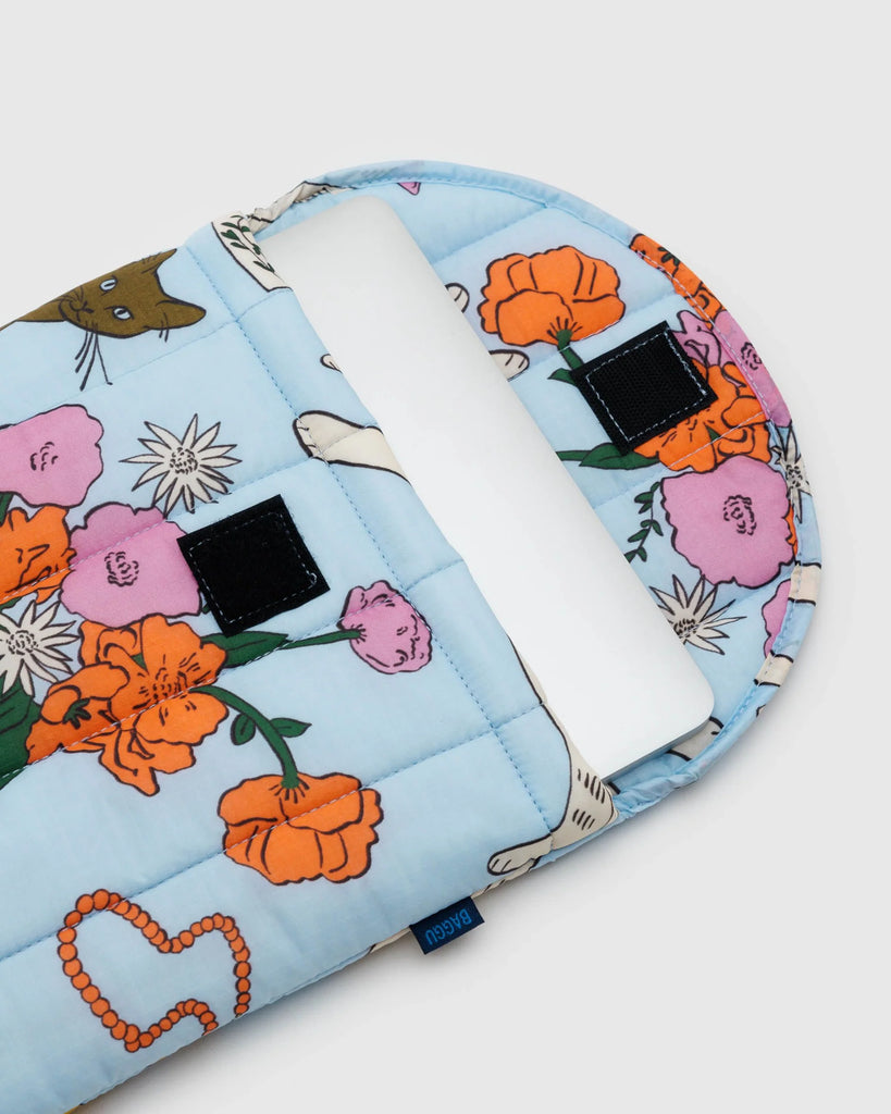 Puffy Laptop Sleeve (Table Cats) by Baggu