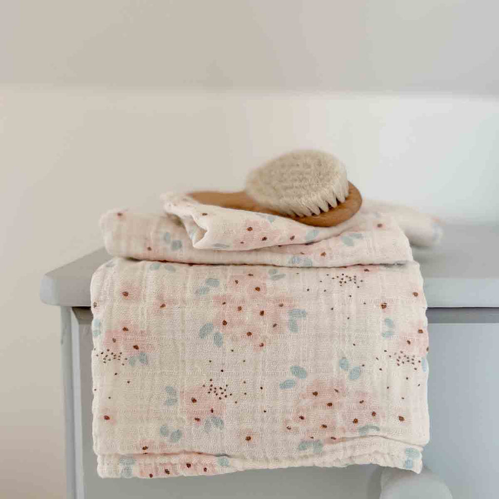 Muslin Swaddle (May) by Rose in April