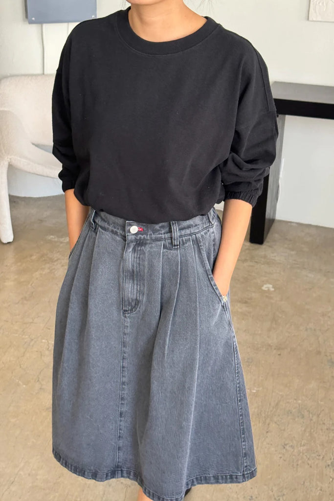 Naturelle Tee (Black) by Le Bon Shoppe