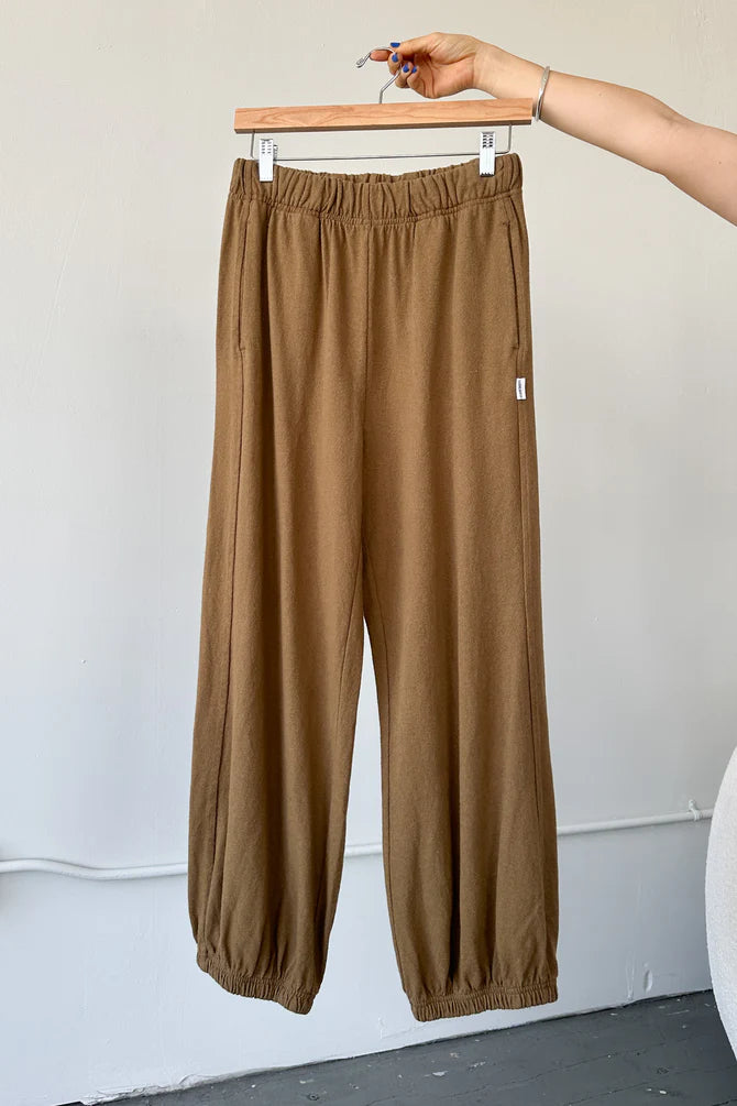 Balloon Pants (Tobacco) by Le Bon Shoppe