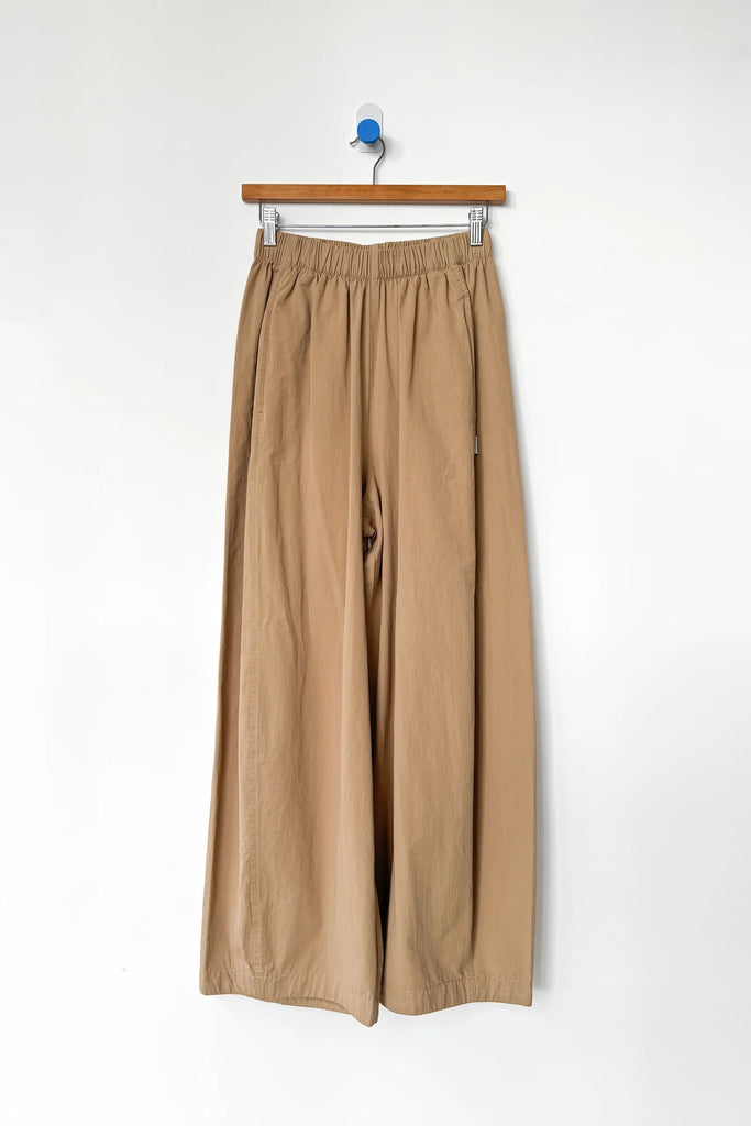 Parachute Pants (Khaki) by Le Bon Shoppe