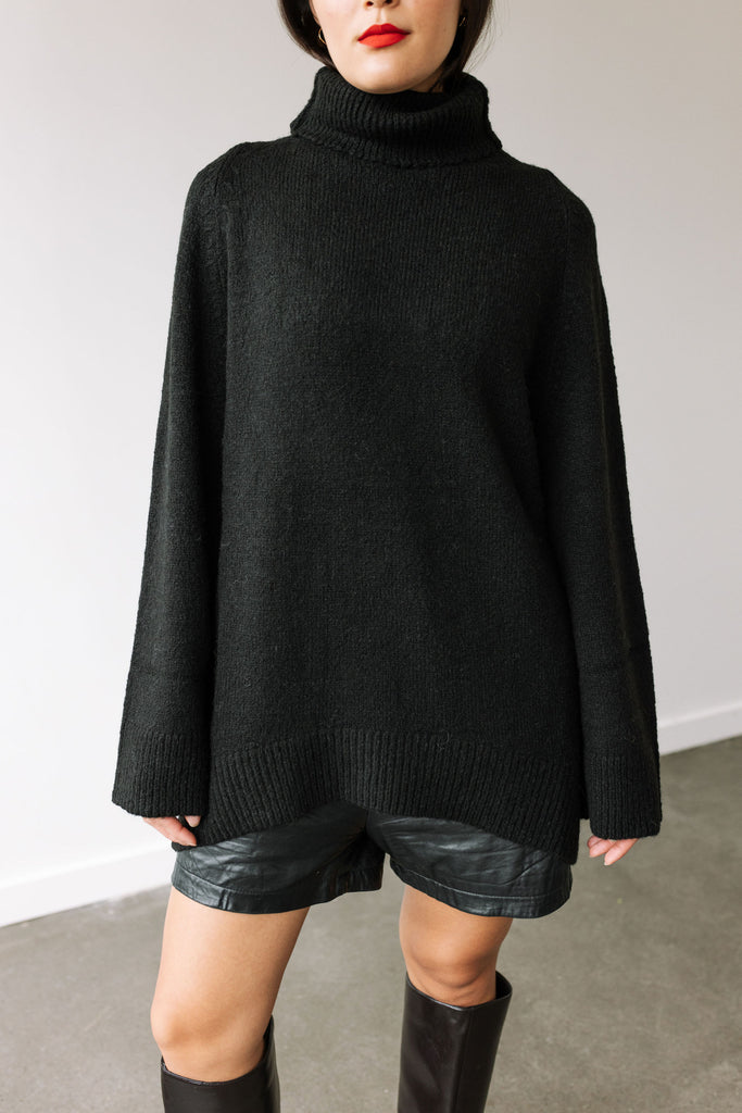 Alpaca and Wool Blend Sweater (Black) by ottod'Ame