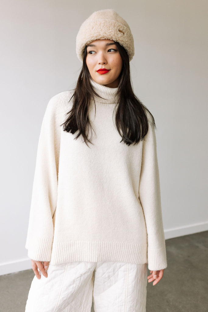 Alpaca and Wool Blend Sweater (Ecru) by ottod'Ame