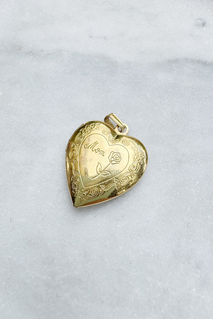 Vintage Locket (Mom) by Yo Vintage Jewelry
