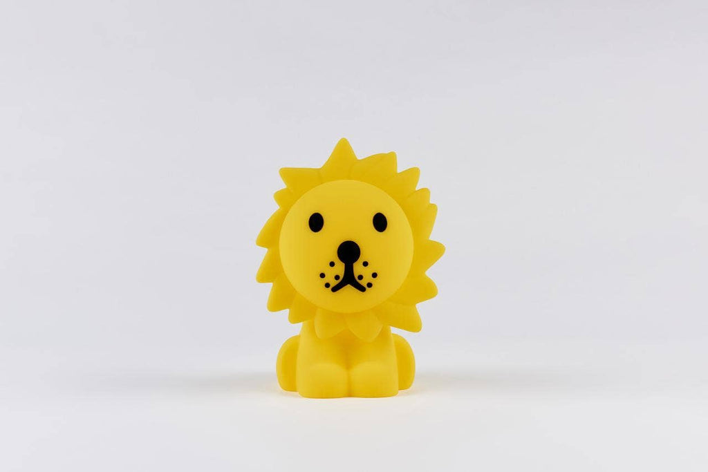 Lion Night Light by Yo Home