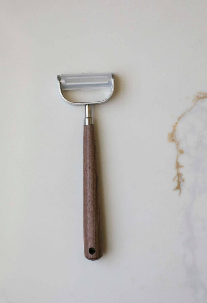 Vegetable and Fruit Peeler (U Shape) by Fodory