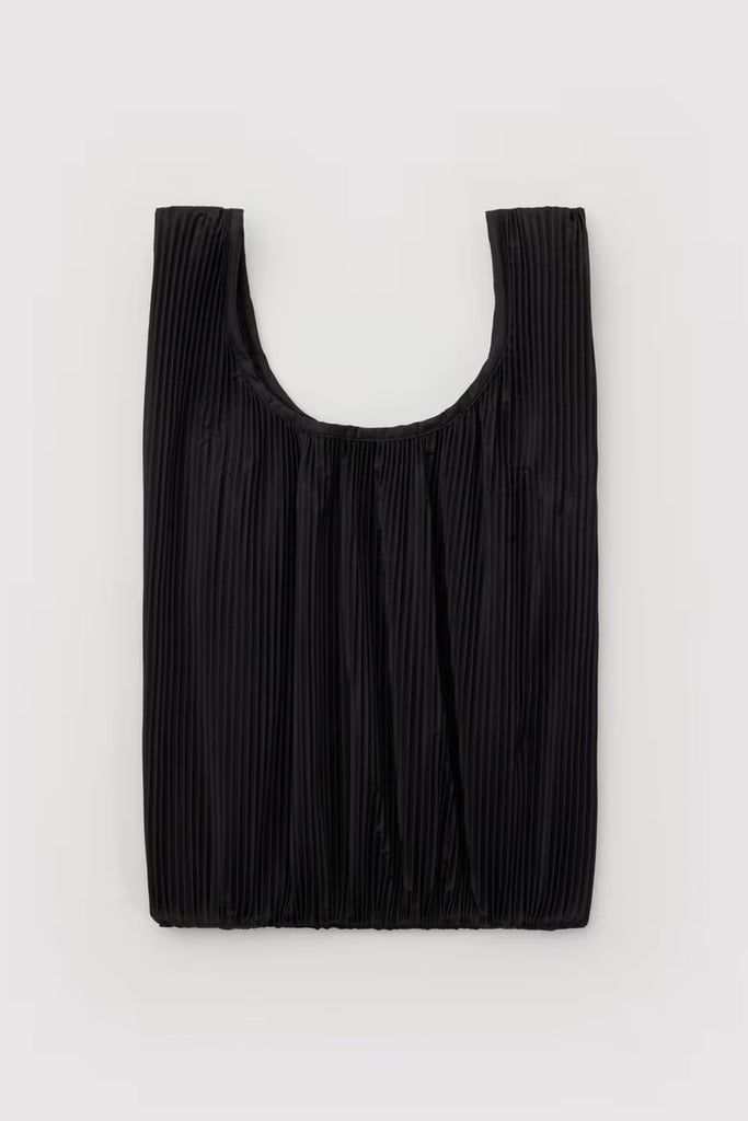 Pleated Baggu (Black) by Baggu