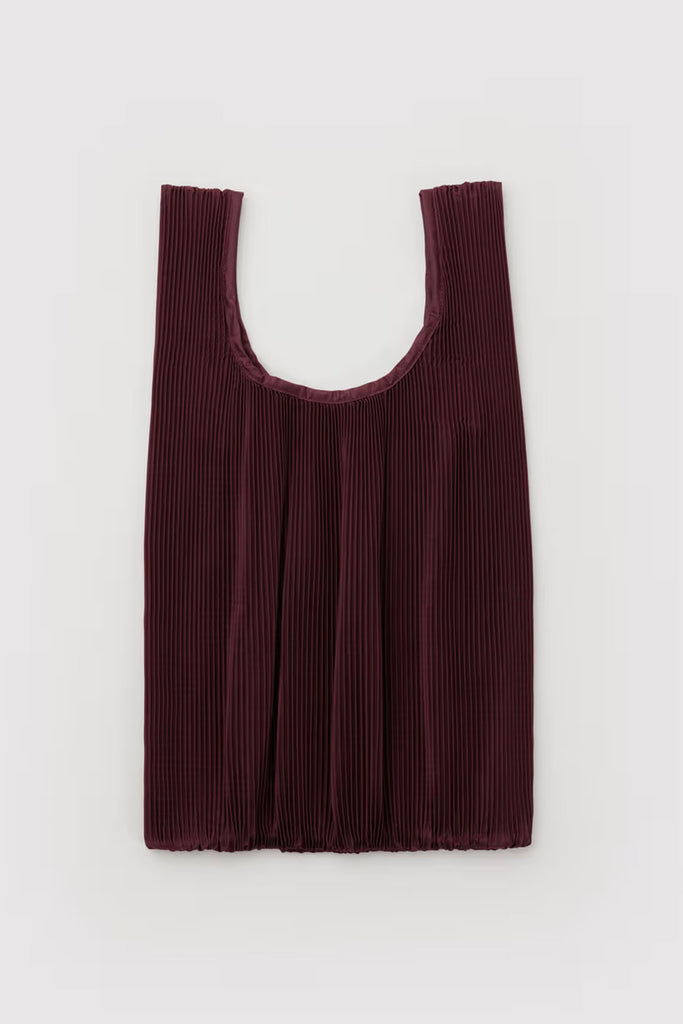 Pleated Baggu (Mahogany) by Baggu