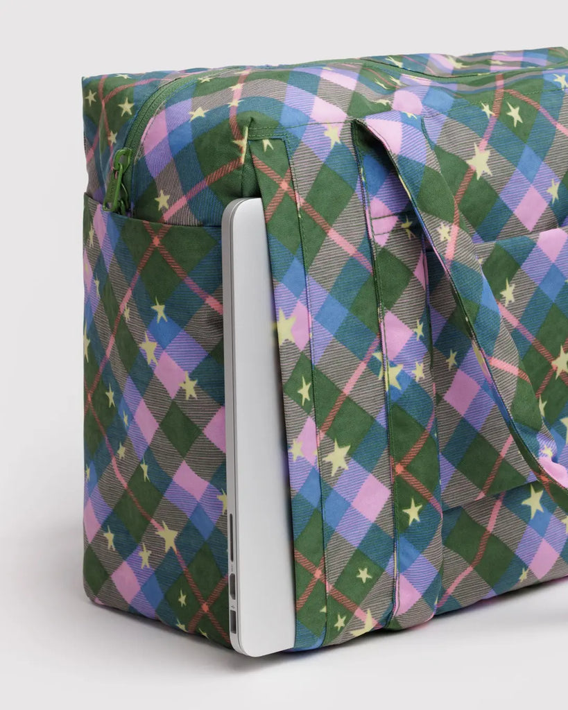 Small Cloud Carry On (Green Star Plaid) by Baggu