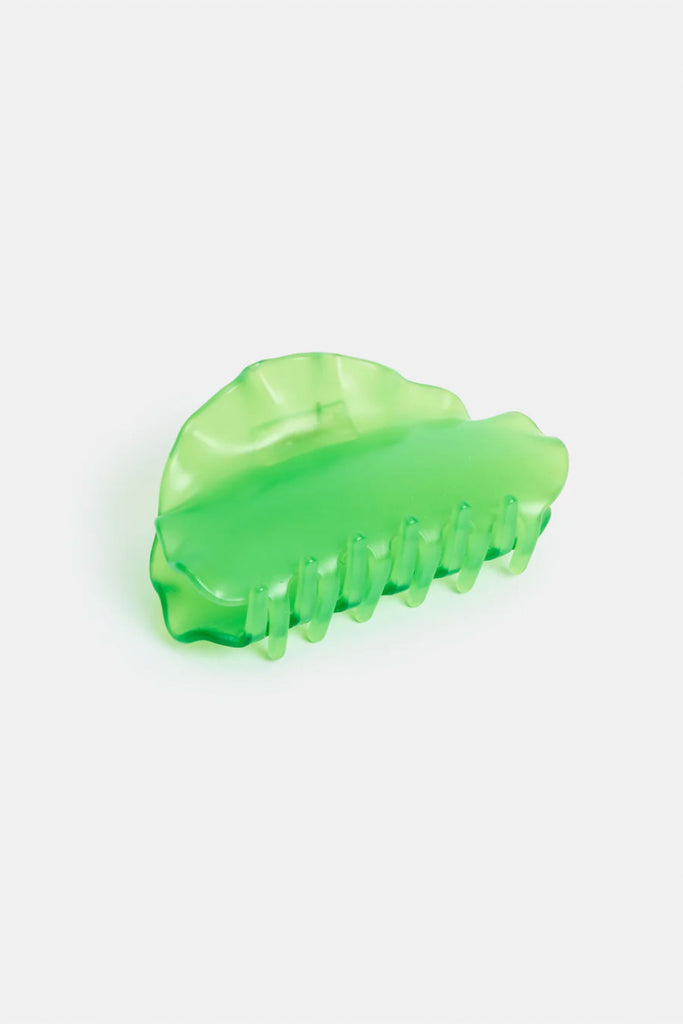 Suki Claw (Green Ruffle) by The Yo Store