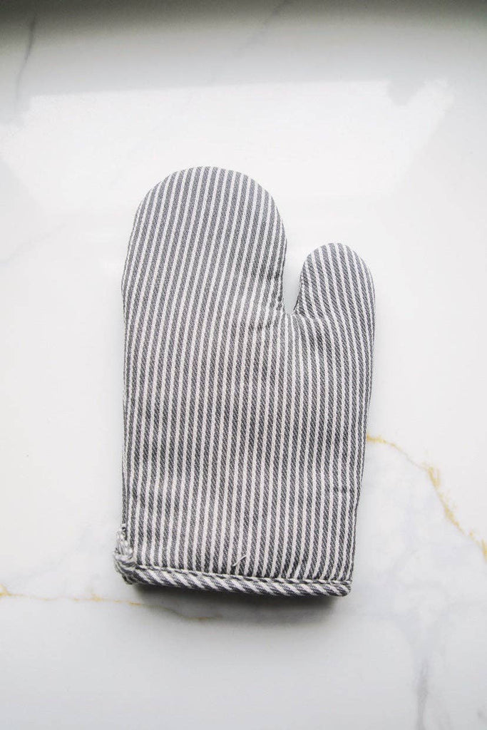 Simple Stripe Oven Mitt by Fodory