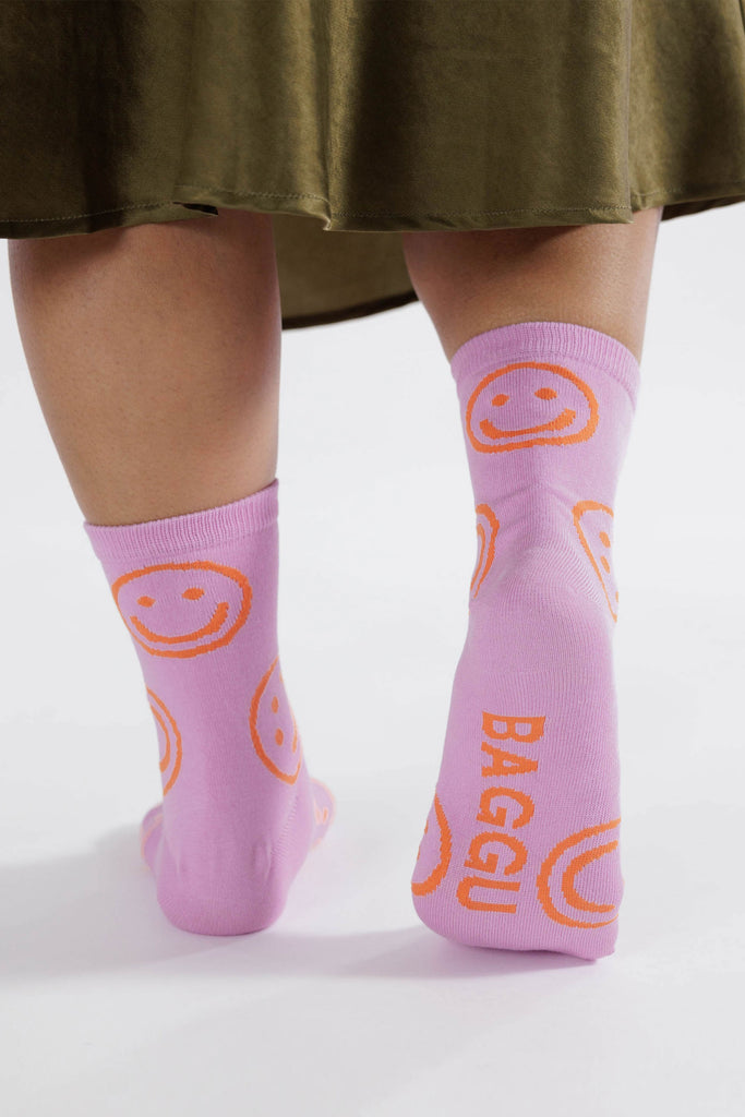 Crew Socks (Peony Happy) by Baggu