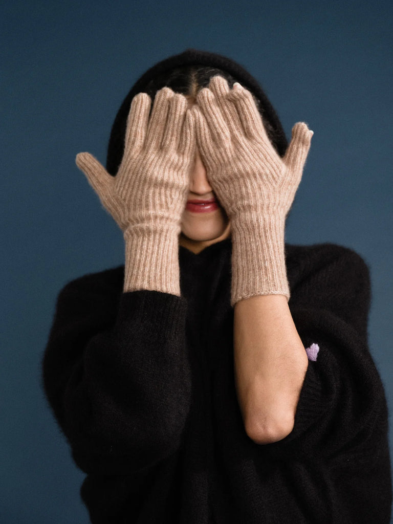 Cashmere Ribbed Gloves (Fawn) by Hansel from Basel