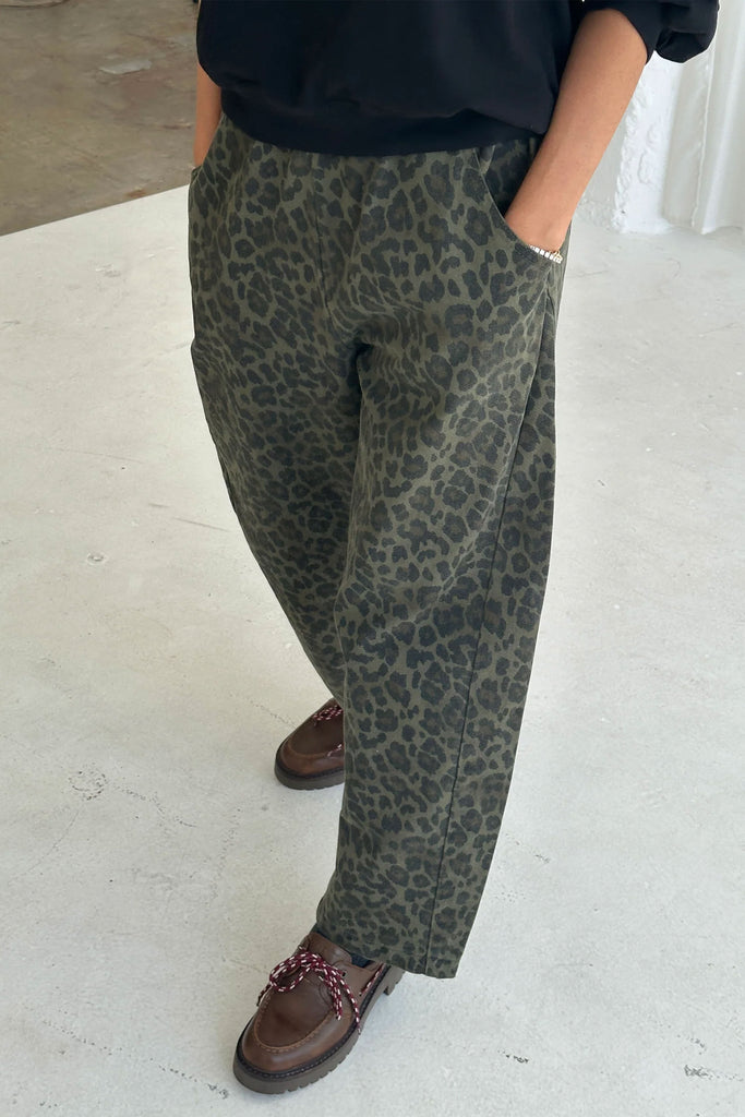 Arc Pants (Fern Leopard) by Le Bon Shoppe