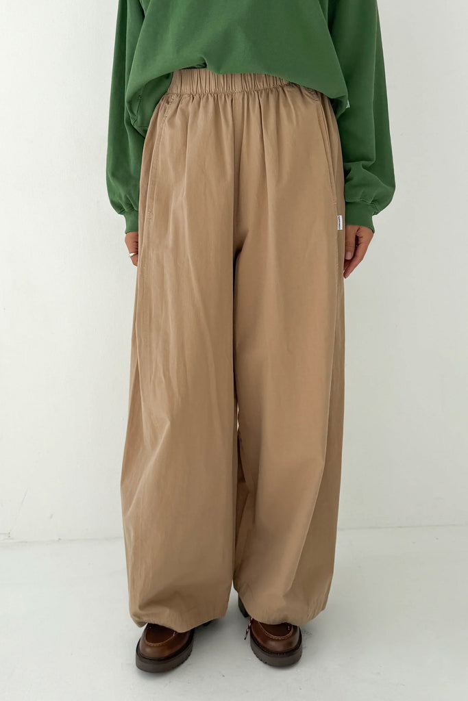 Parachute Pants (Khaki) by Le Bon Shoppe