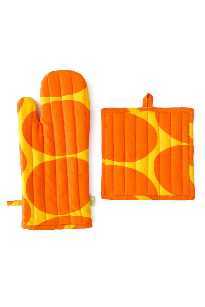 Oven Mitt & Potholder Set (Orange) by The Yo Store
