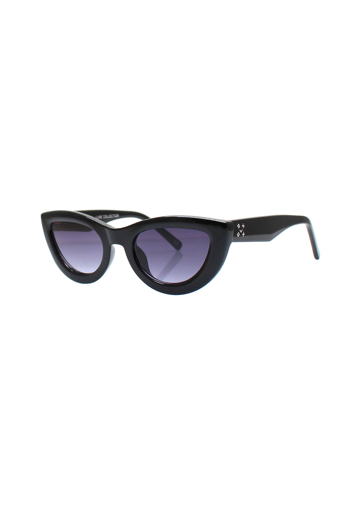 Luxe ll Sunnies (Jett Black) by Reality