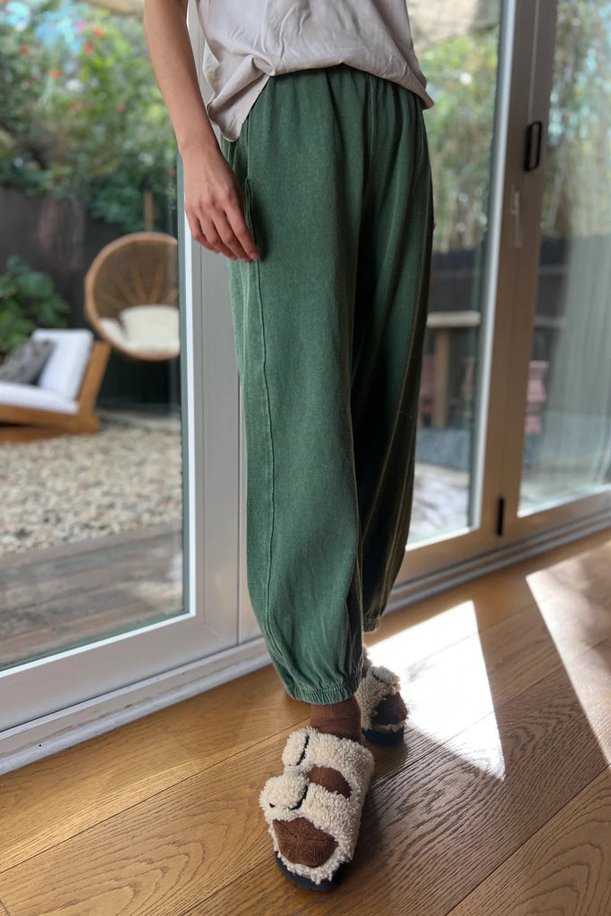 Balloon Pants (Basil) by Le Bon Shoppe